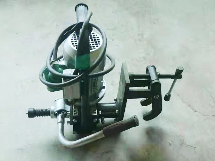 DZG-31型電(dian)動空心鋼軌鑽孔(kong)機