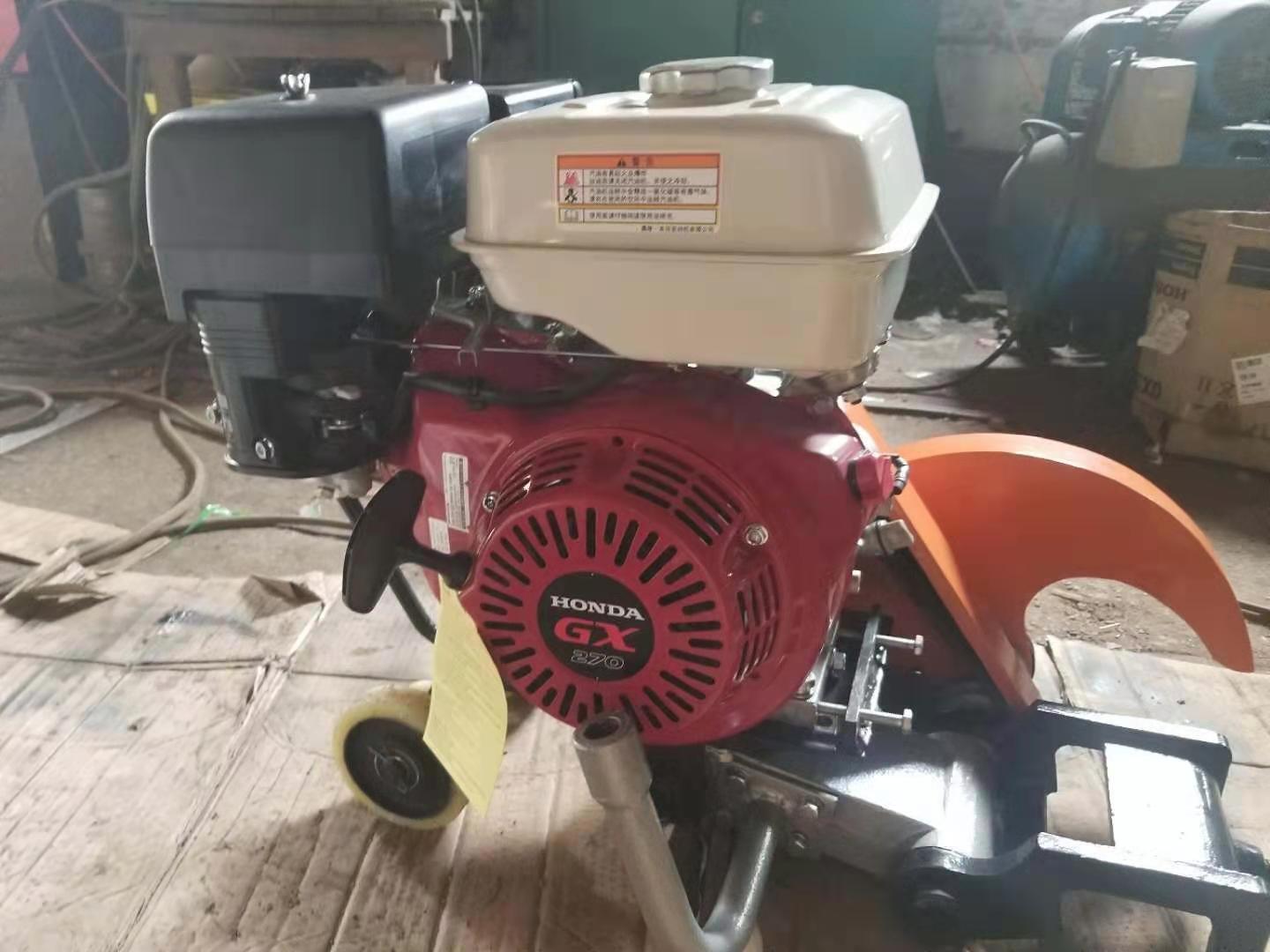 NQG-6.5II型(xíng)内燃鋼軌鋸(jù)軌機