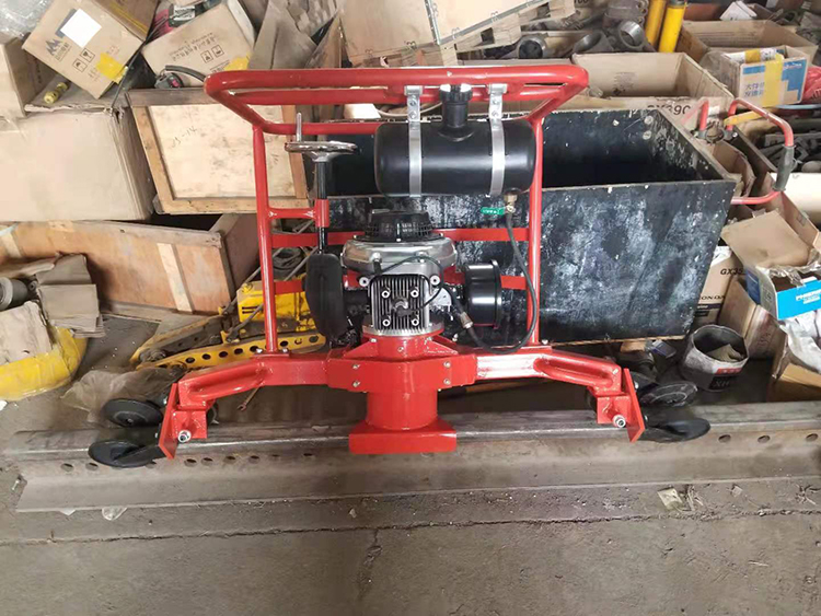 FMG-4.4型内燃(rán)仿形打(dǎ)磨機