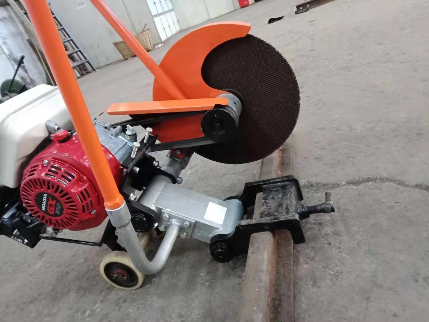 NQG-6.5II型内燃鋼軌鋸(jù)軌機